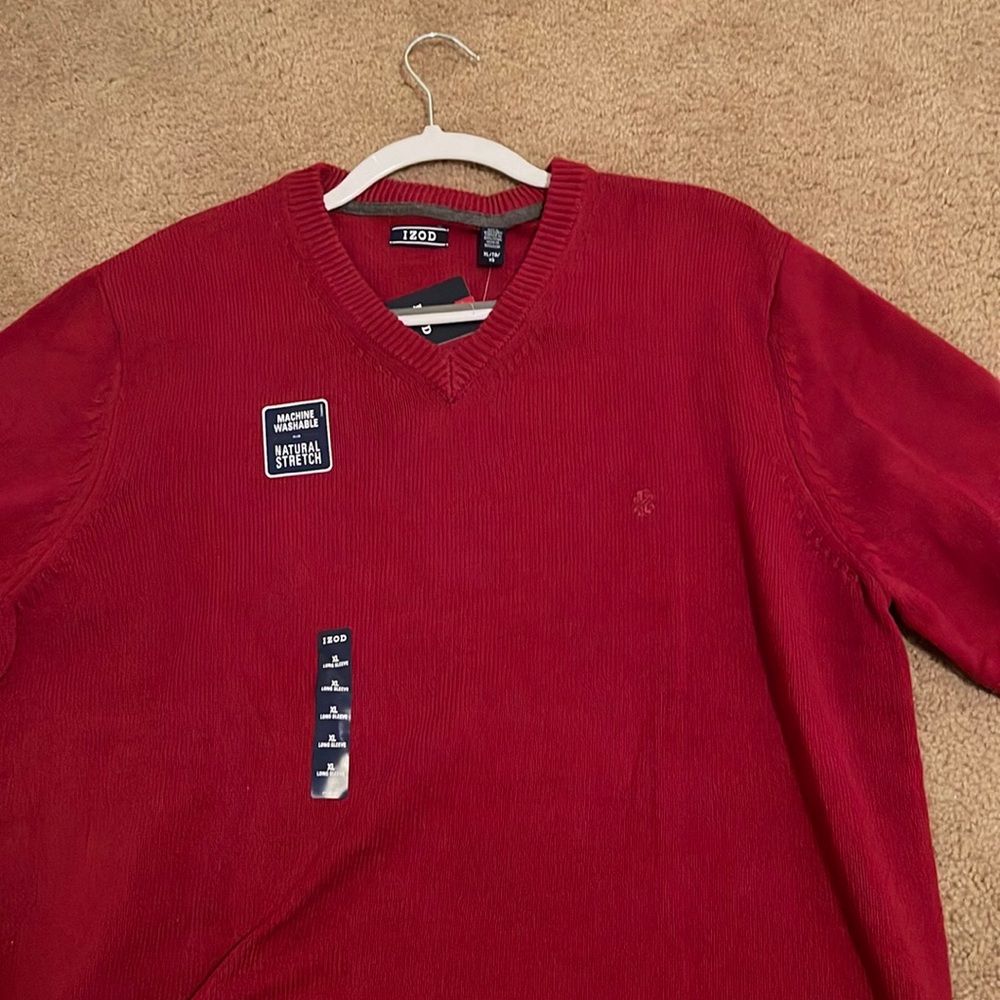 Izod v neck sweater